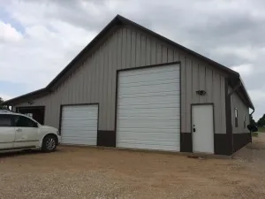 Metal building 64