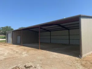 Metal building 39